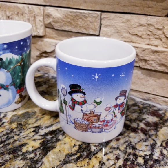 ♥️EUC♥️ HOLIDAY MUG BUNDLE - Picture 2 of 10